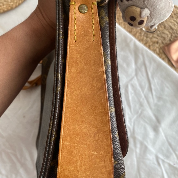 LV vintage tote - Picture 7 of 8